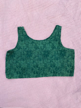 Load image into Gallery viewer, Green Floral Crop Top
