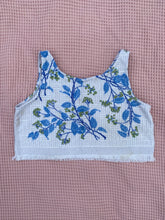 Load image into Gallery viewer, Blue floral Crop Top
