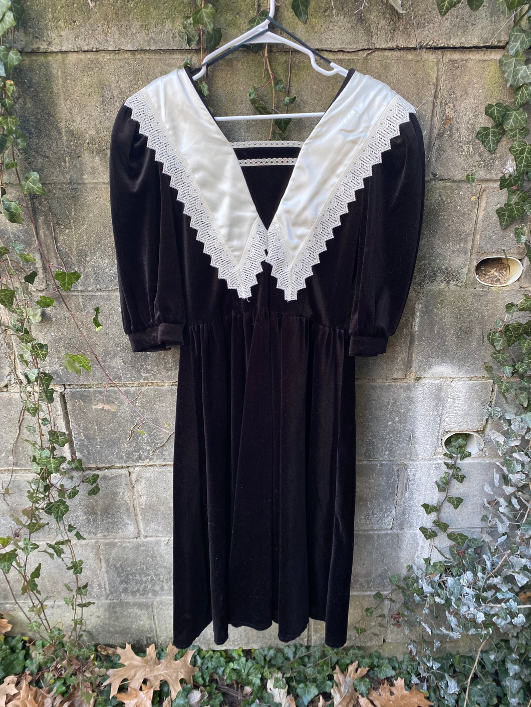 80s-does-Victorian Black Velvet Dress